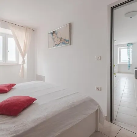 Apartment Piran, Charming Facing Sea !
