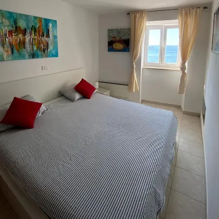 Piran, Charming Facing Sea !