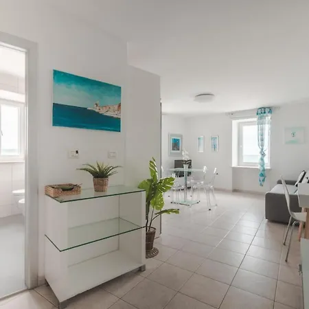 Piran, Charming Facing Sea ! Apartment Piran